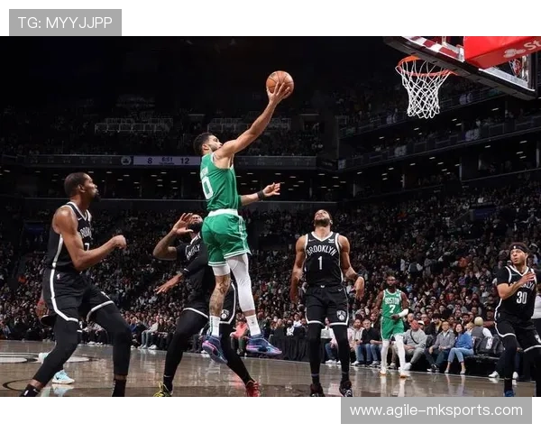 纳什7秒进攻战术引爆赛场，球队快速反击展现极致效率