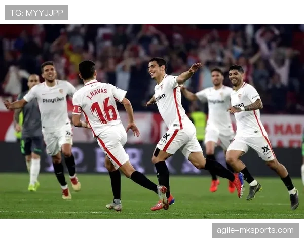 塞维利亚强势表现再获瞩目，赛场发挥持续亮眼