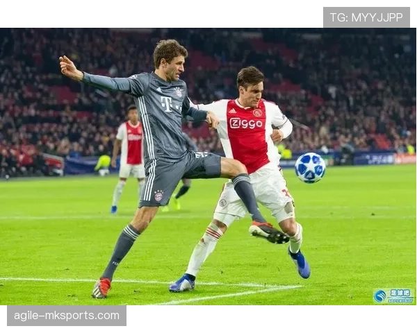 塔利亚菲科下底传中建功，状态回暖助球队撕破对手防线