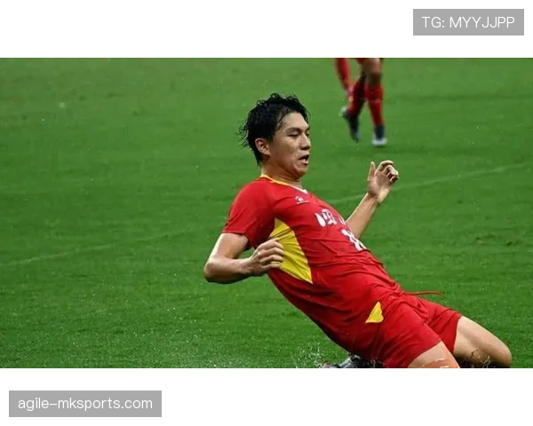 守门员保护规则:什么情况下冲撞门将会被判犯规? 守门员保护规则:什么情况下冲撞门将会被判犯规?