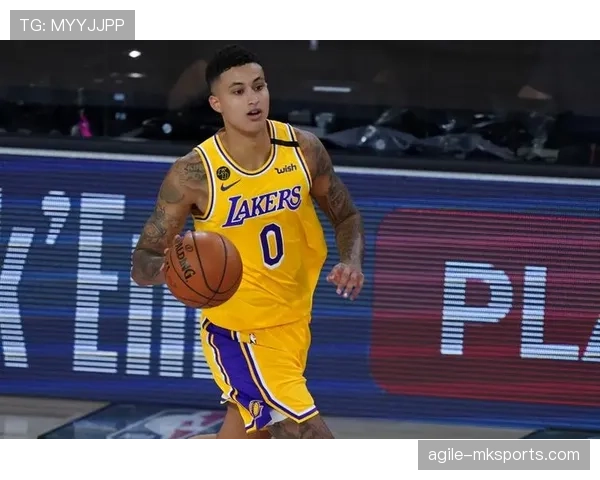 库兹马挡拆拉开空间助湖人提升关键时刻得分效率